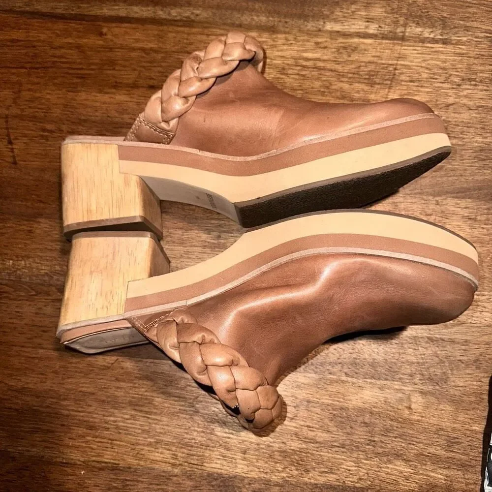 Bernardo Saffia Wood Leather Clog/Mule